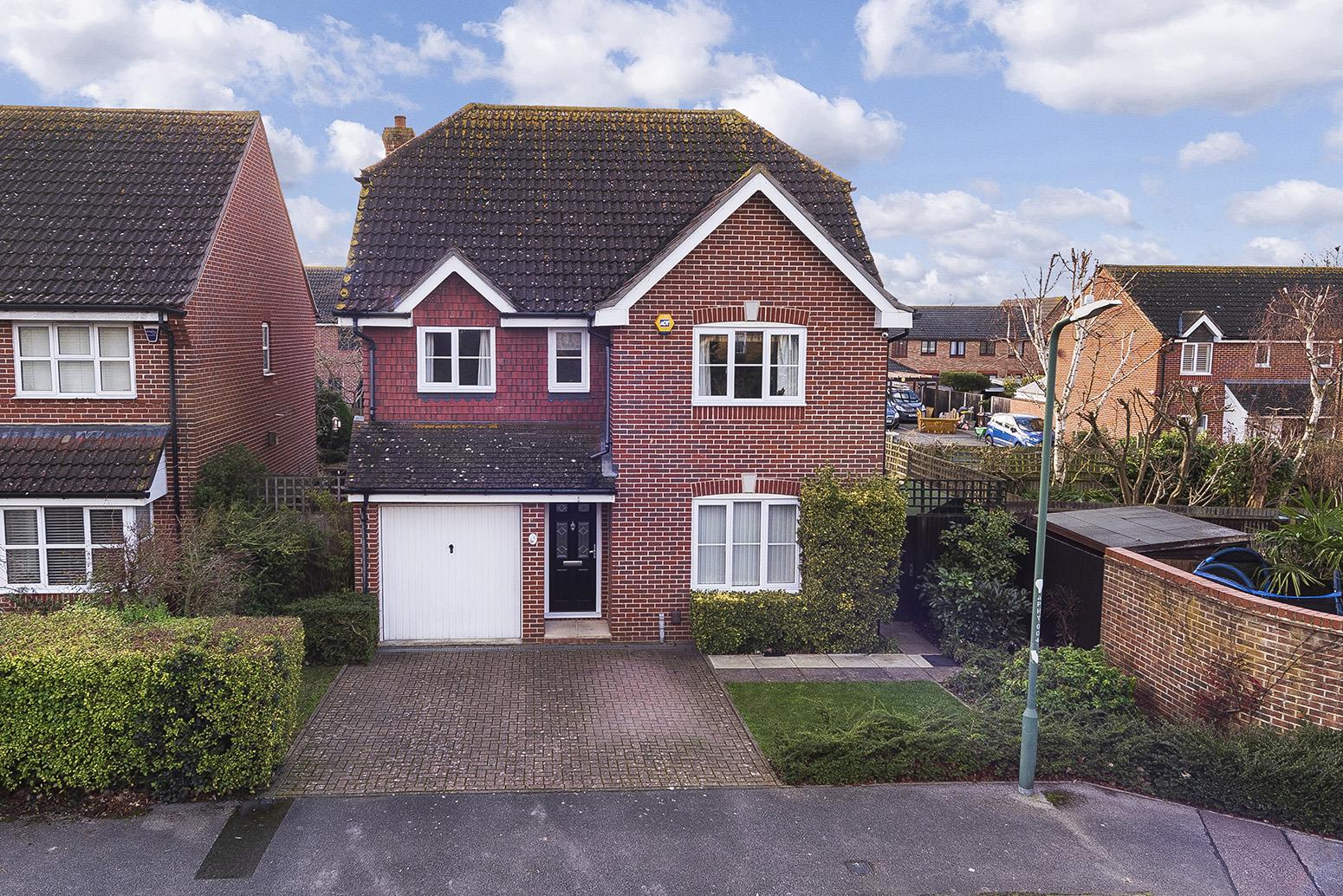 Powell Avenue, Dartford